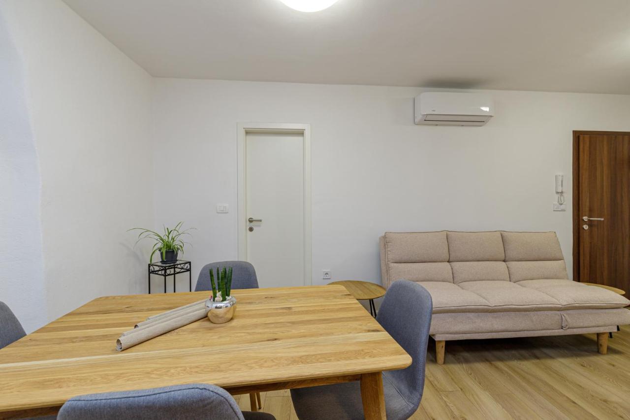 KaštelirHouse Aves 2アパートメント エクステリア 写真
